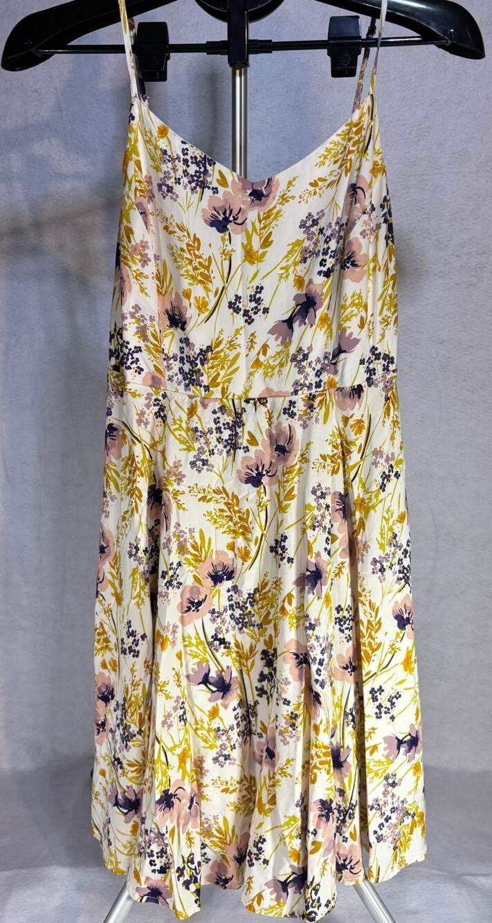 Old Navy Sleeveless Floral Smocked Sundress